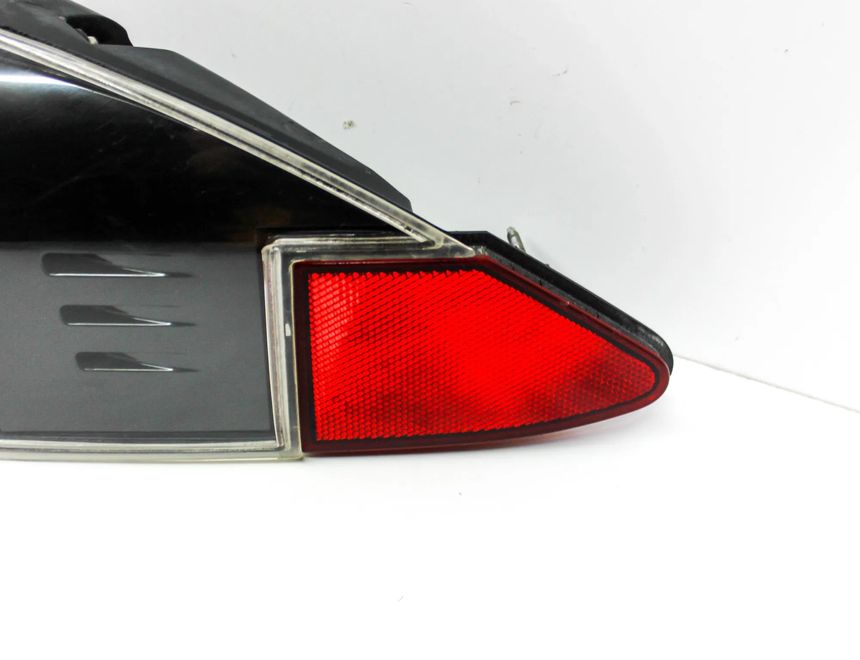 TESLA Model S 1 generation (2012-2024) Права задня фара 6005919 29001666