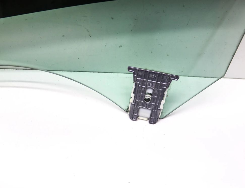 MERCEDES-BENZ CLA-Class C117 (2013-2016) Скло правої передньої двері 43R-00050,23123567890 32806420