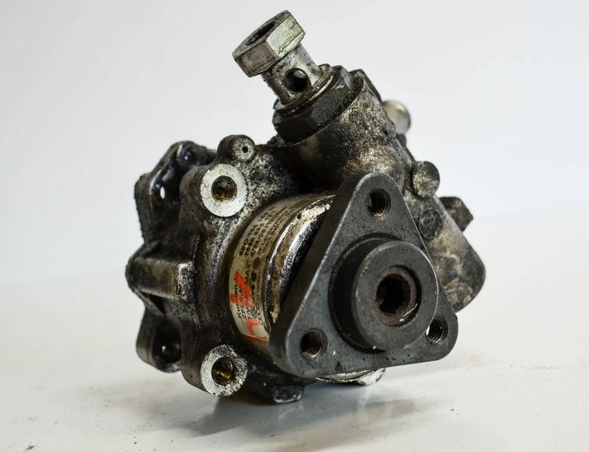 AUDI A4 B7/8E (2004-2008) Насос гідропідсилювача 8E0145155N 4025047