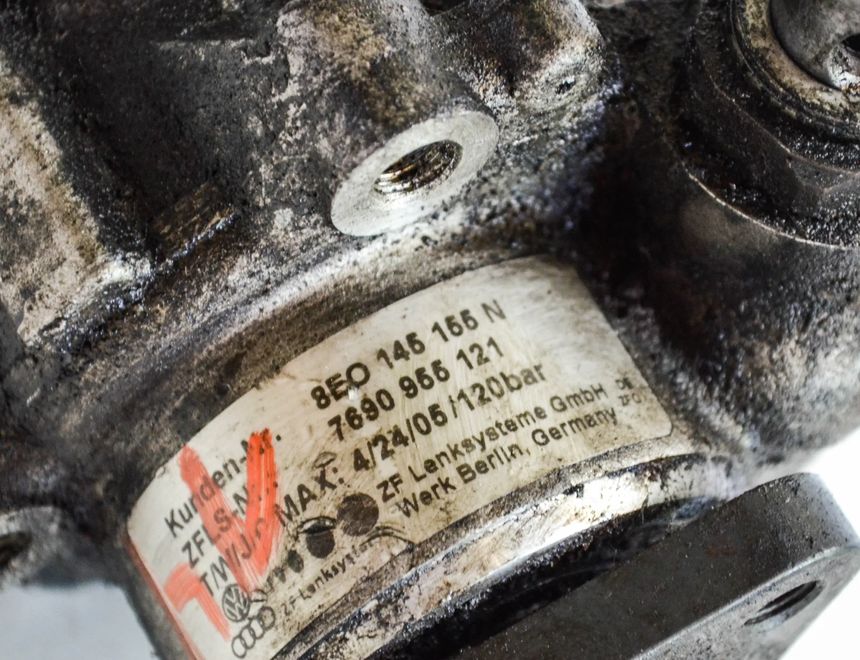 AUDI A4 B7/8E (2004-2008) Насос гідропідсилювача 8E0145155N 4025047