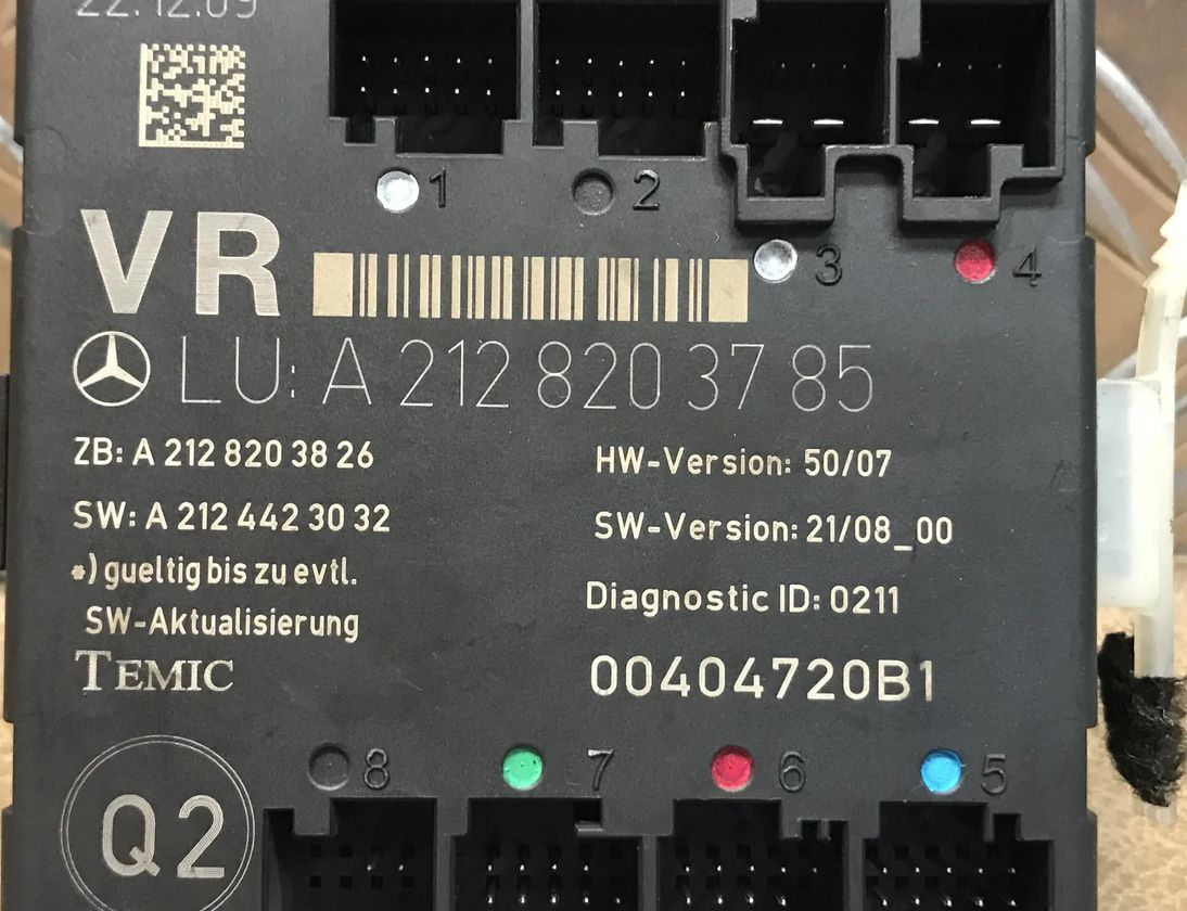 MERCEDES-BENZ E-Class W212/S212/C207/A207 (2009-2016) Блок керування передніми правими дверима A2128203785 14890378