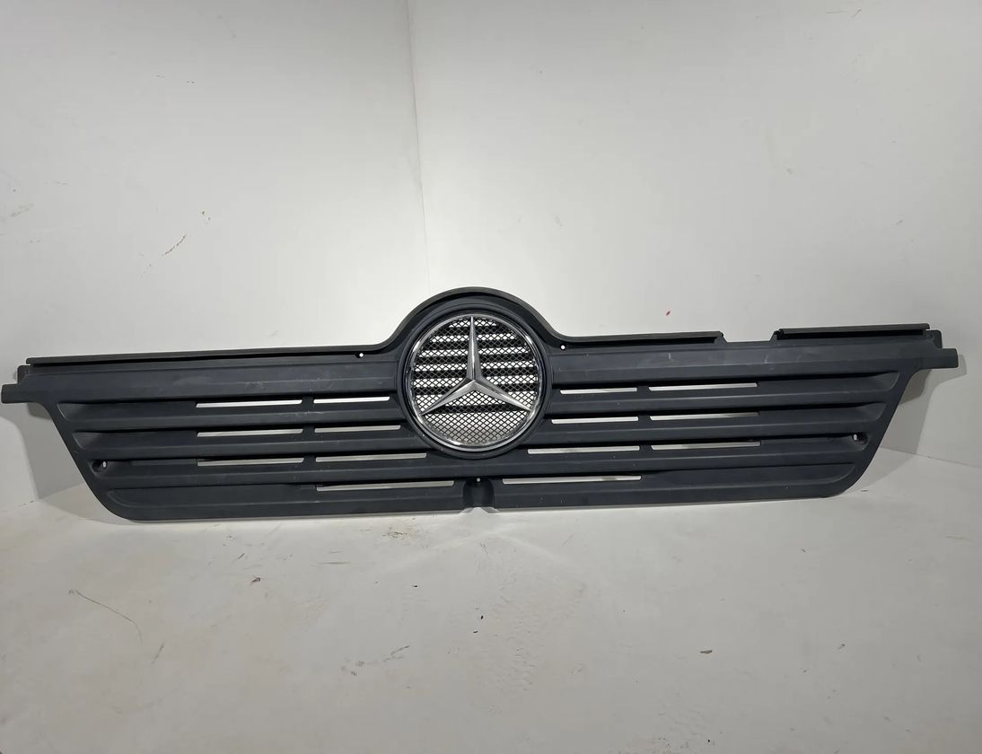 MERCEDES-BENZ ATEGO (1998-2004) Z50 (2002-2008) Решітки a9738800185 25939228
