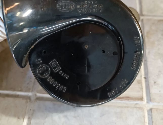 TOYOTA Previa 2 generation (2000-2006) Сигнал клаксона E1000209,007424 21084741