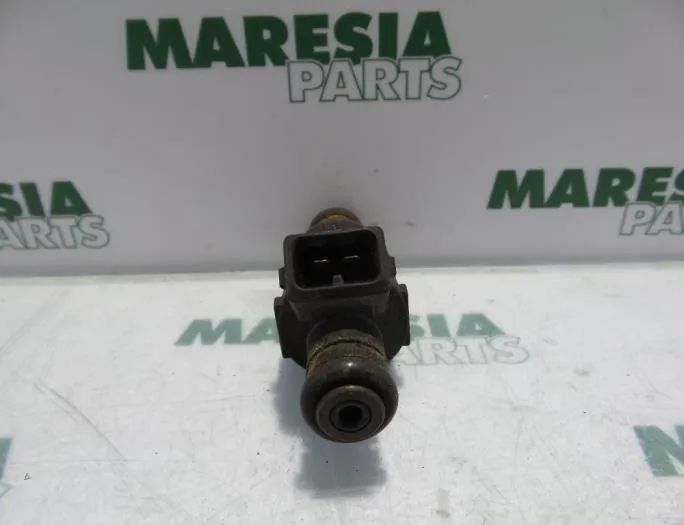 PEUGEOT 406 1 generation (1995-2004) Форсунка палива 03172MA,198493,1984A2 26979533