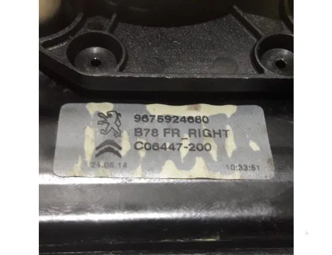 CITROËN C4 Picasso 2 generation (2013-2018) Стеклоподъемник передней правой двери 9675924680,9675288880,9826076280 27342660