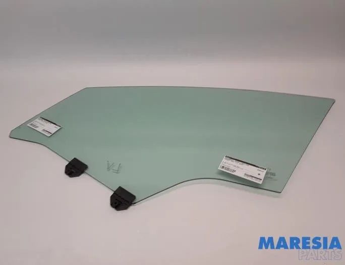 PEUGEOT 5008 1 generation (2009-2016) Скло лівих задніх дверей 27396370