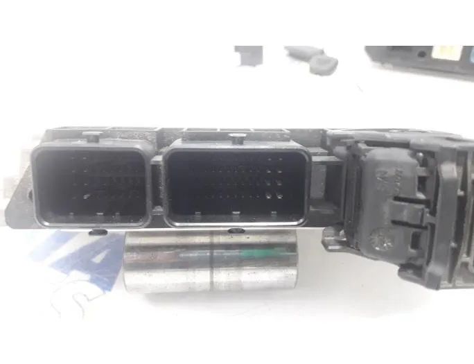 CITROËN Berlingo 2 generation (2008-2023) Блок управления двигателем 9653958980,9663123280,0281013872,9664843780,194329,9664058980,6570A0,6580SP 27654692