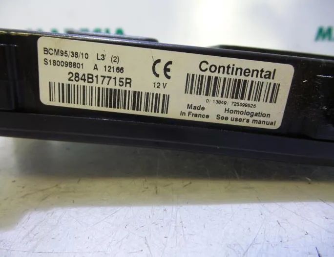 RENAULT Megane 3 generation (2008-2020) Блок керування двигуном ECU 237102426R,237101908R,237101909R,S180153104A,284B12059R 27658112