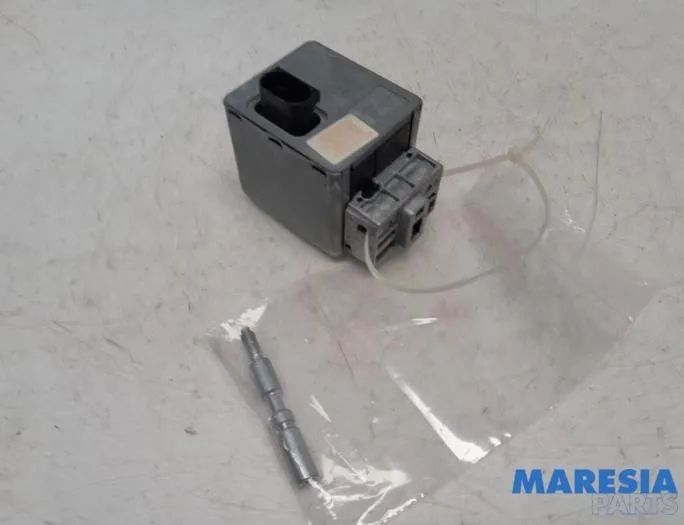 RENAULT Scenic 2 generation (2003-2010) Блок управления двигателем 285909828R,284B18225R,284B12059R,237D40133R,487000409R,237D40193R 27832975