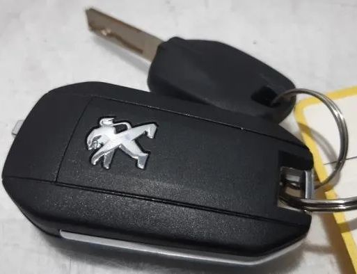 CITROËN C4 Picasso 1 generation (2006-2013) Блок управления двигателем 9815037580,9829598880,9674001080,1611426880,9819850080,20190425,6160C1,1608504380,1629082080,1629082280,9663123380 30376658