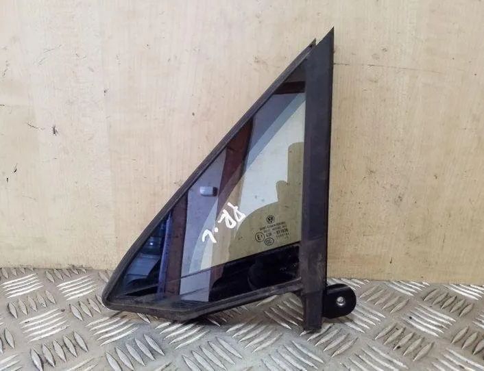 VOLKSWAGEN Passat Variant 1 generation (2010-2024) Стеклянная рейка передней двери 3G0845113C 26119955