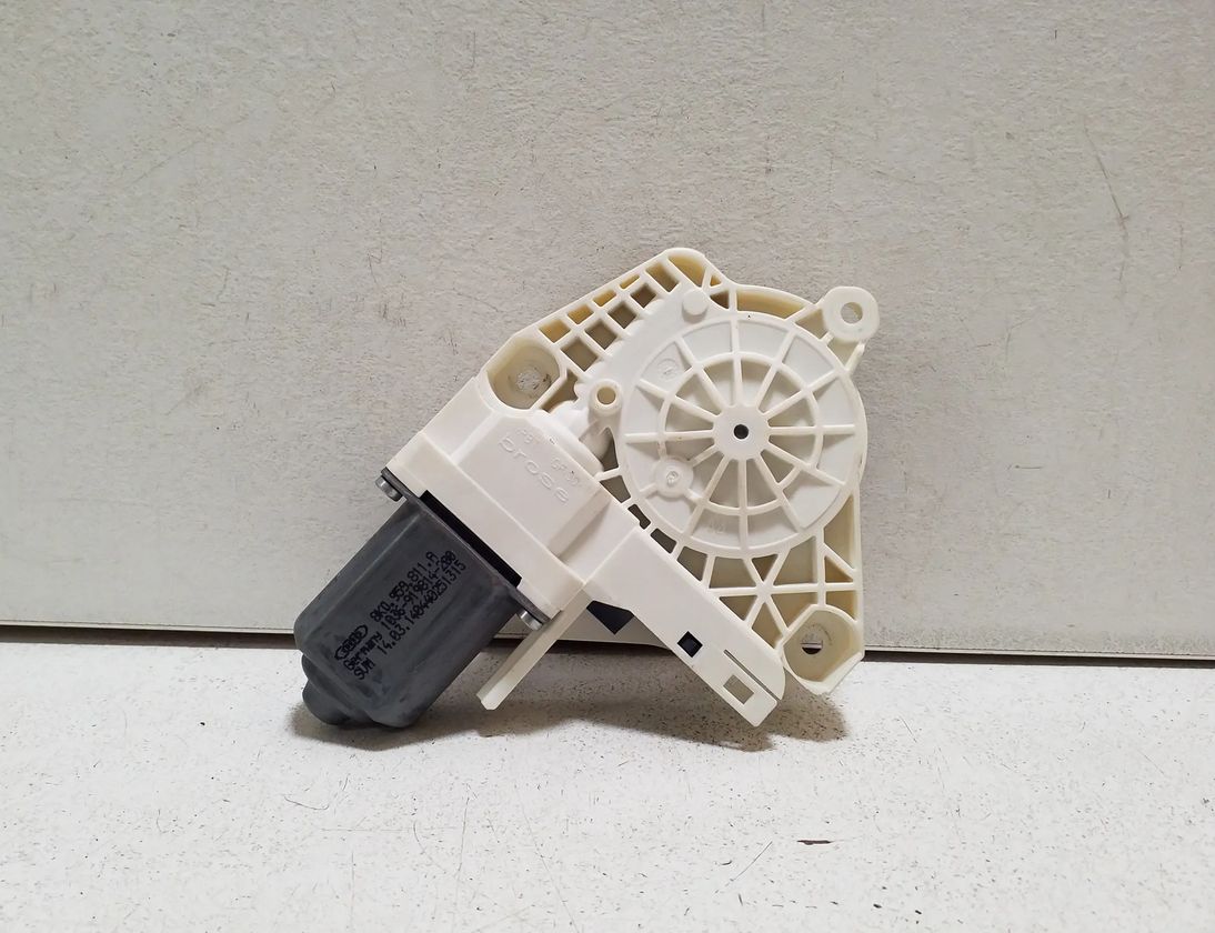 AUDI Q5 8R (2008-2017) Мотор керування вікном лівих задніх дверей 8K0959811A 32959141