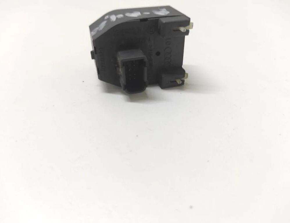 AUDI A4 B5/8D (1994-2001) Переключатель регулировки зеркала 8D0959565 32931288