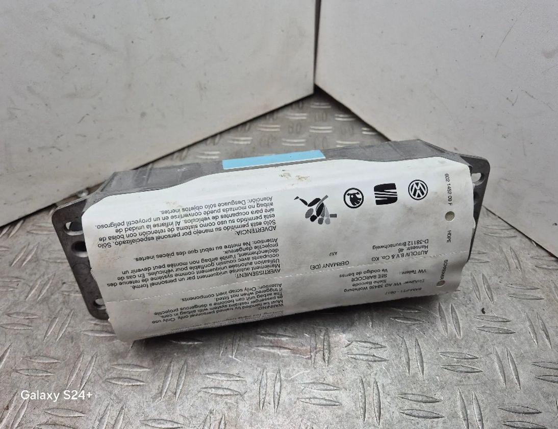 SKODA Octavia 2 generation (2004-2013) Надувная подушка для пассажира 1K0880204N,BAMPT10617 30392329