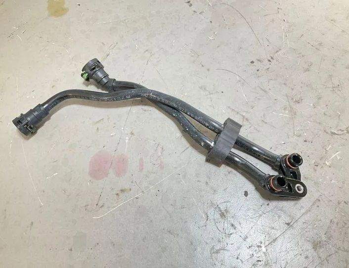 BMW 5 Series F10/F11 (2009-2017) Трубка охолодження коробки передач 8575845,14089210 22247101