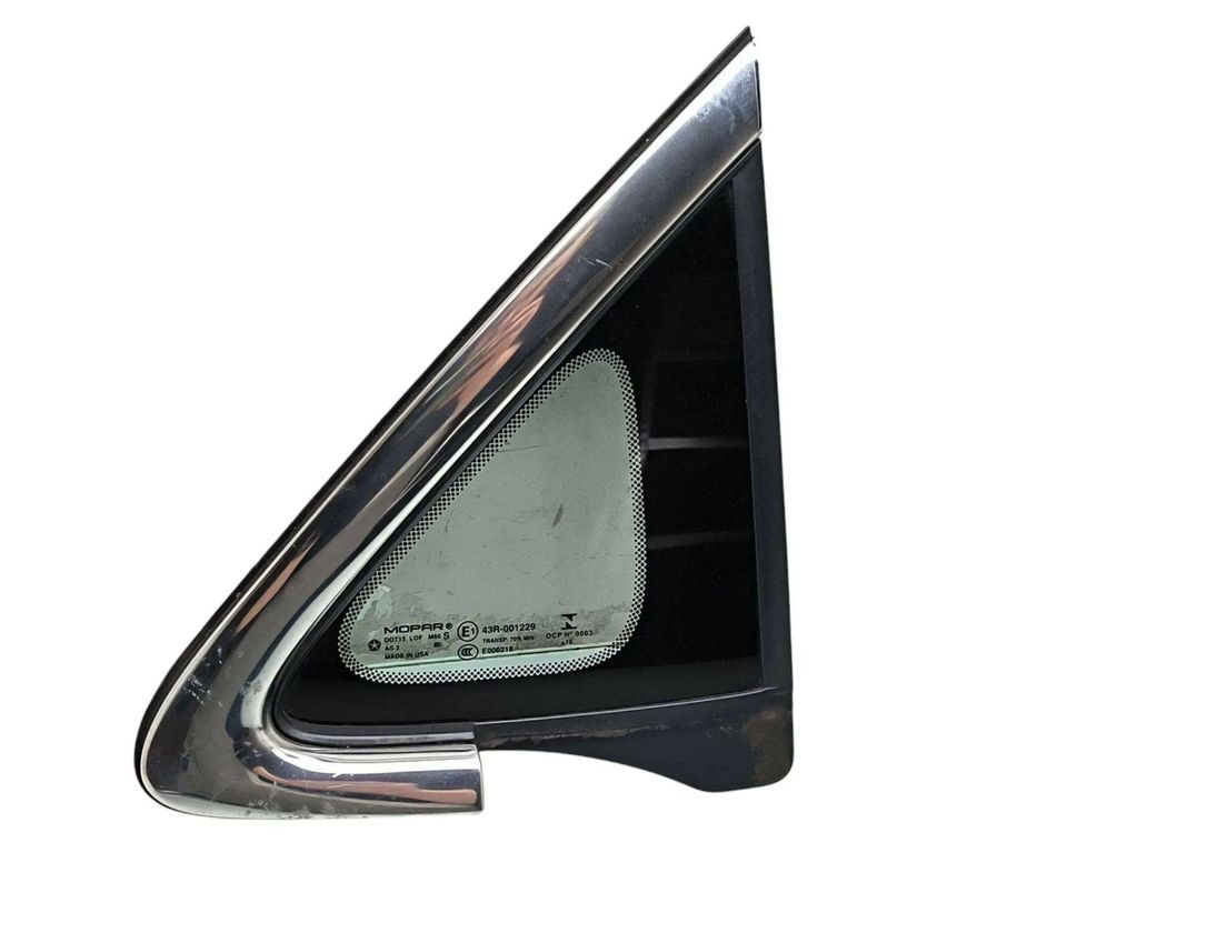 CHRYSLER Pacifica 2 generation (RU) (2016-2023) Фортка передняя левая 68227745AE 28859557