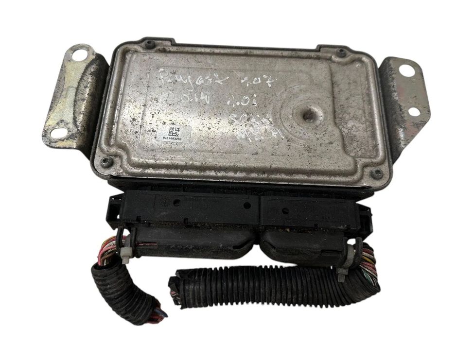 PEUGEOT 107 Peugeot 107 (2005-2014) Блок управления двигателем 896610H370 29950738