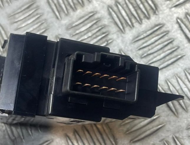 VOLVO S60 1 generation (2000-2009) Кнопка стеклоподъемника передней правой двери 9401805,0954976 29512647