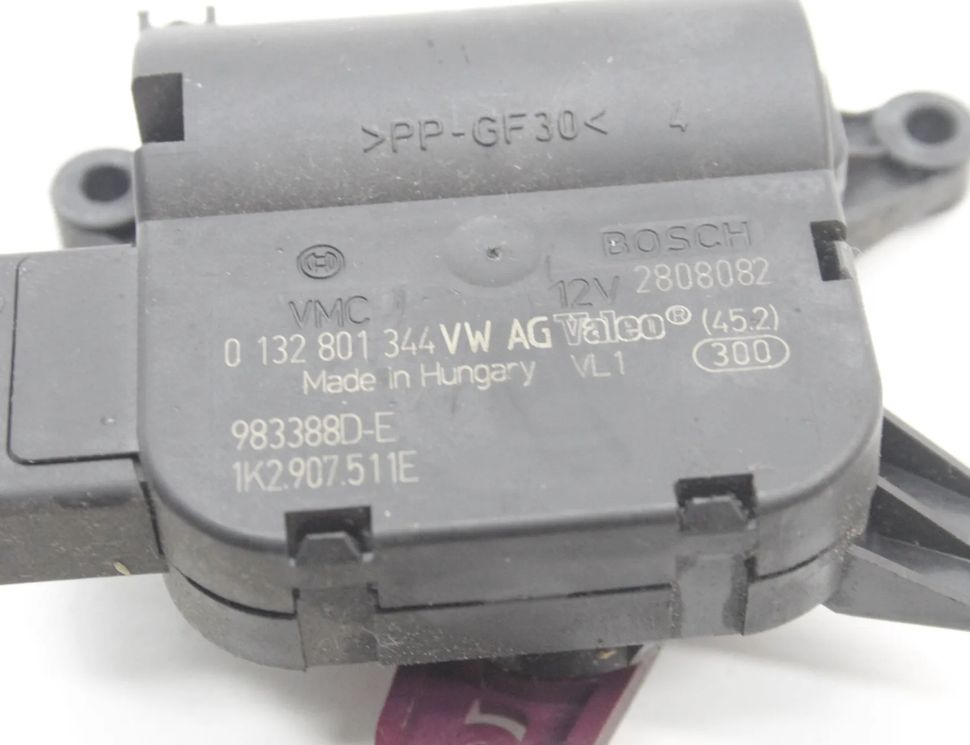 VOLKSWAGEN Scirocco 3 generation (2008-2020) Клапаны управления внутренним подогревом 1K2907511E 20665458