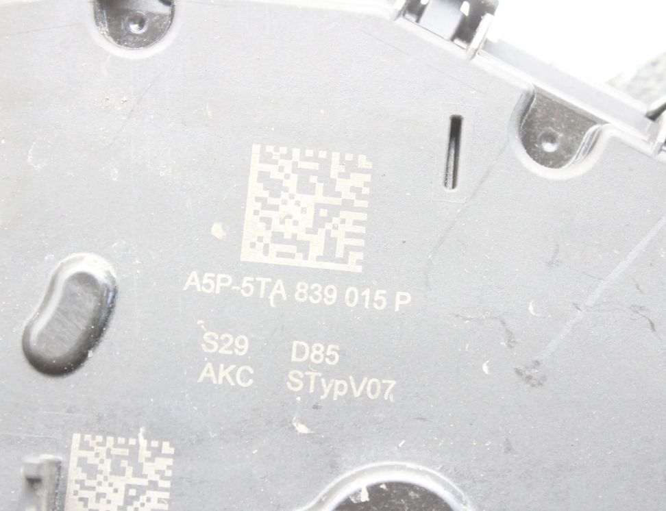 SKODA Scala 1 generation (2019-2023) Замок задней левой двери 5TA839015P 30350392