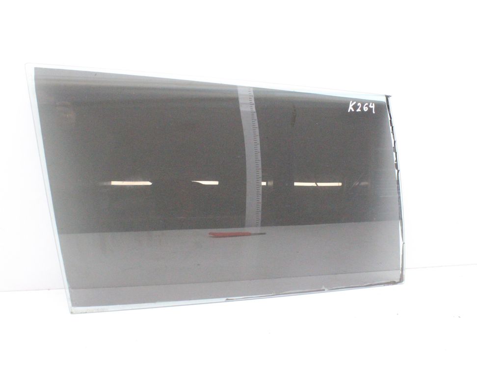 JEEP Cherokee 2 generation (XJ)  (1997-2001) Заднє кузовне скло ліве 33108334