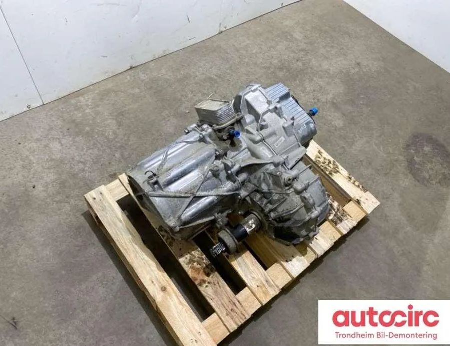 TESLA Model S 1 generation (2012-2024) Двигун 1035000-00-f,1035000-00-j 30003559