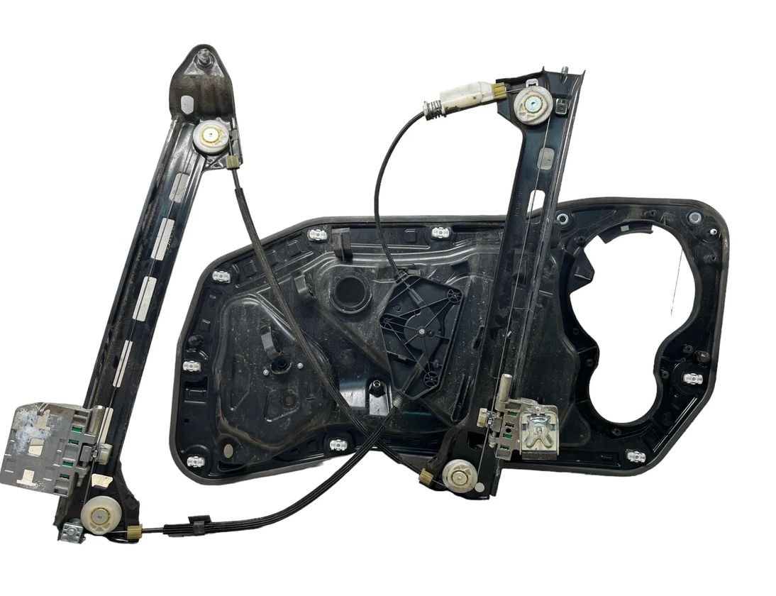 VOLKSWAGEN Passat CC 1 generation (2008-2017) Регулятор вікна лівої передньої двері 3C8837755 26304953