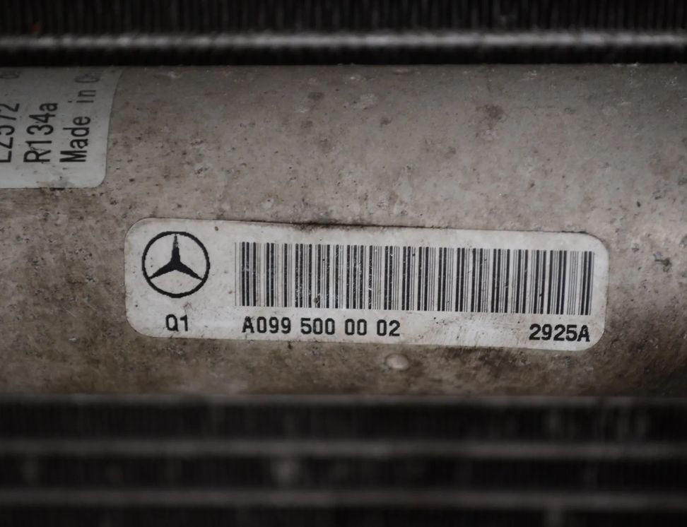 MERCEDES-BENZ GLE Coupe C292 (2015-2019) Система охлаждения A0995000104,A0995000002,A0995001303,A0999062500 22956318