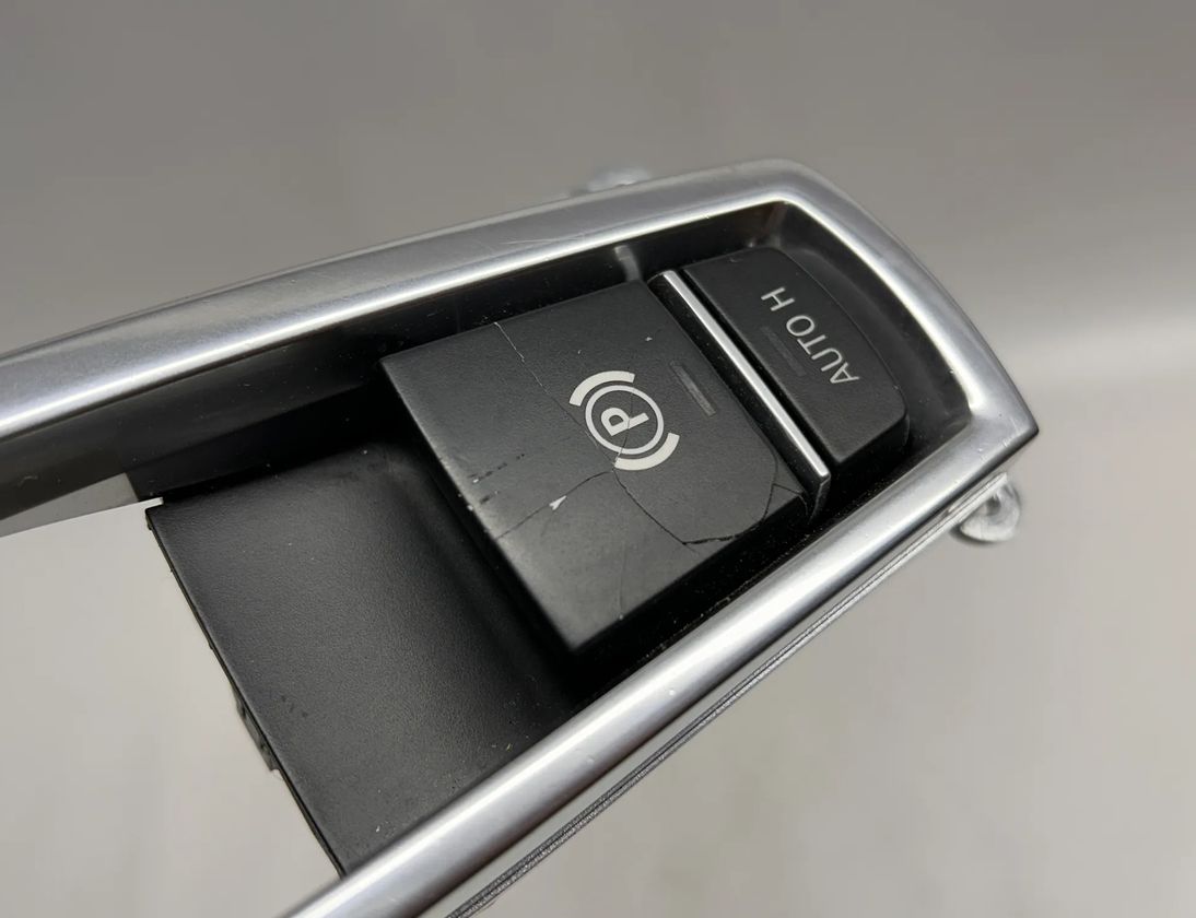 BMW 5 Series Gran Turismo F07 (2010-2017) Пластикова накладка рівня перемикання передач 9189064,9159997 27872932