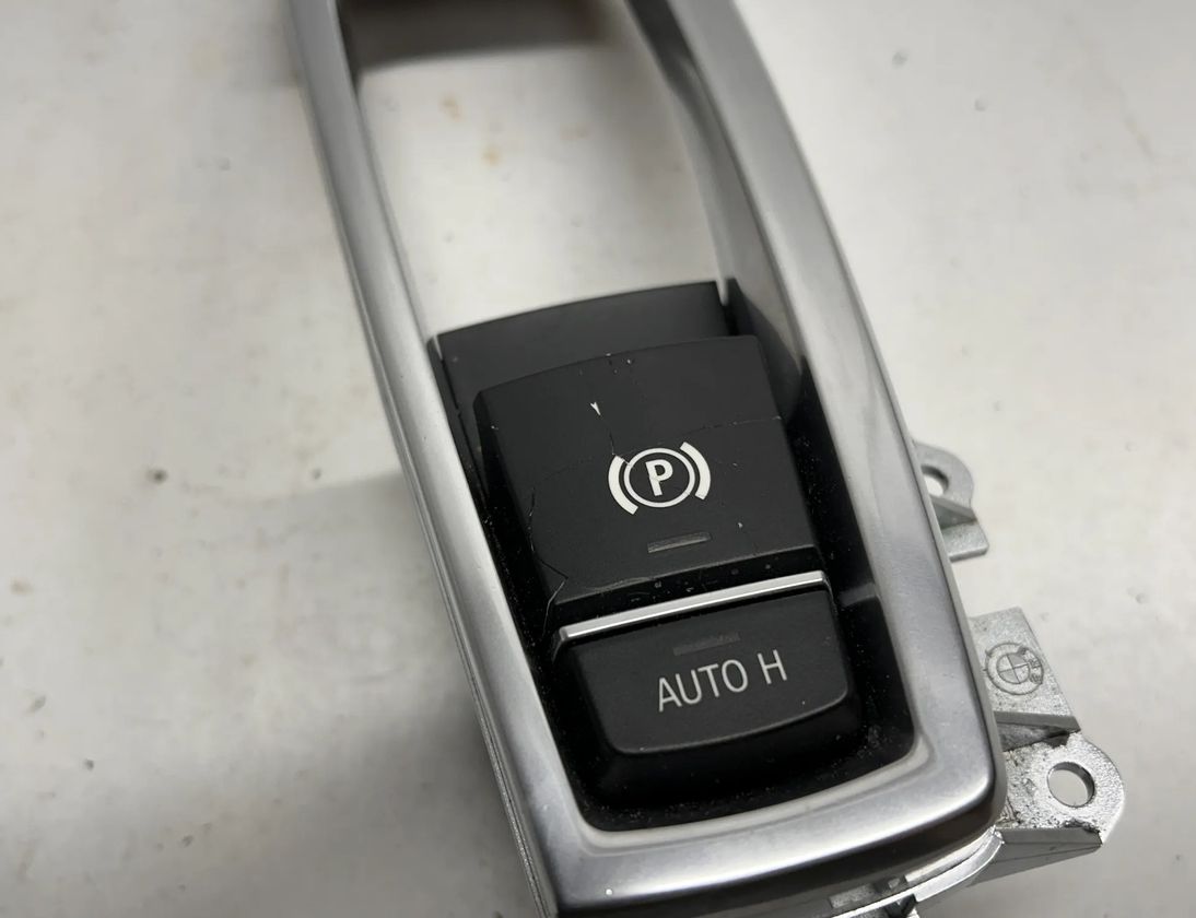 BMW 5 Series Gran Turismo F07 (2010-2017) Пластикова накладка рівня перемикання передач 9189064,9159997 27872932