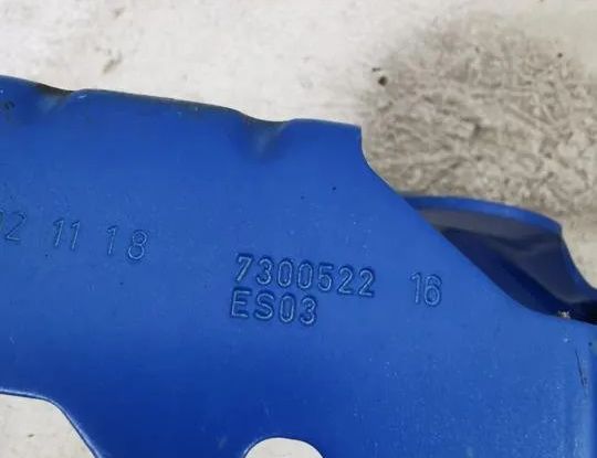 BMW 2 Series Grand Tourer F46 (2018-2023) Петля крышки багажника левая 7300522 29081314