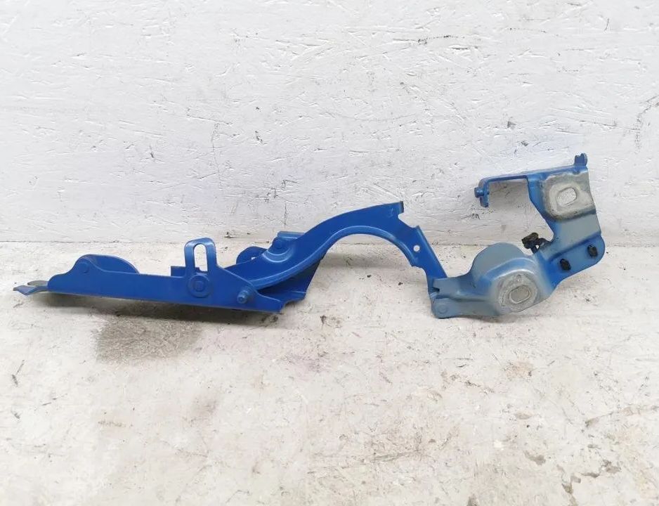 BMW 2 Series Grand Tourer F46 (2018-2023) Петля крышки багажника левая 7300522 29081314