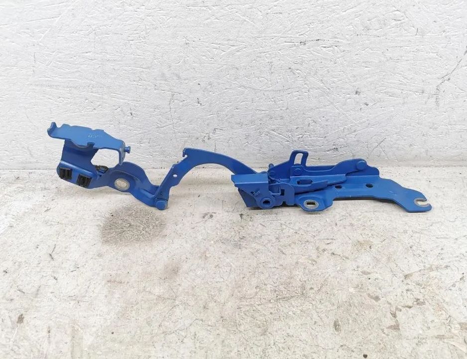 BMW 2 Series Grand Tourer F46 (2018-2023) Петля крышки багажника левая 7300522 29081314