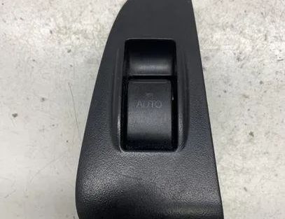 TOYOTA Avensis 2 generation (2002-2009) Кнопка стеклоподъемника передней левой двери 7427105020 23944165