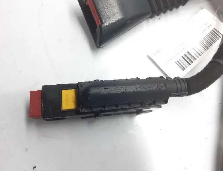 FIAT Corsa C (2000-2006) Пряжка переднього правого сидіння 09114886 18537156