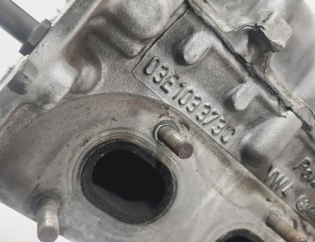 SKODA Fabia 6Y (1999-2007) Головка блоку циліндрів двигуна 03E103373C 27265760