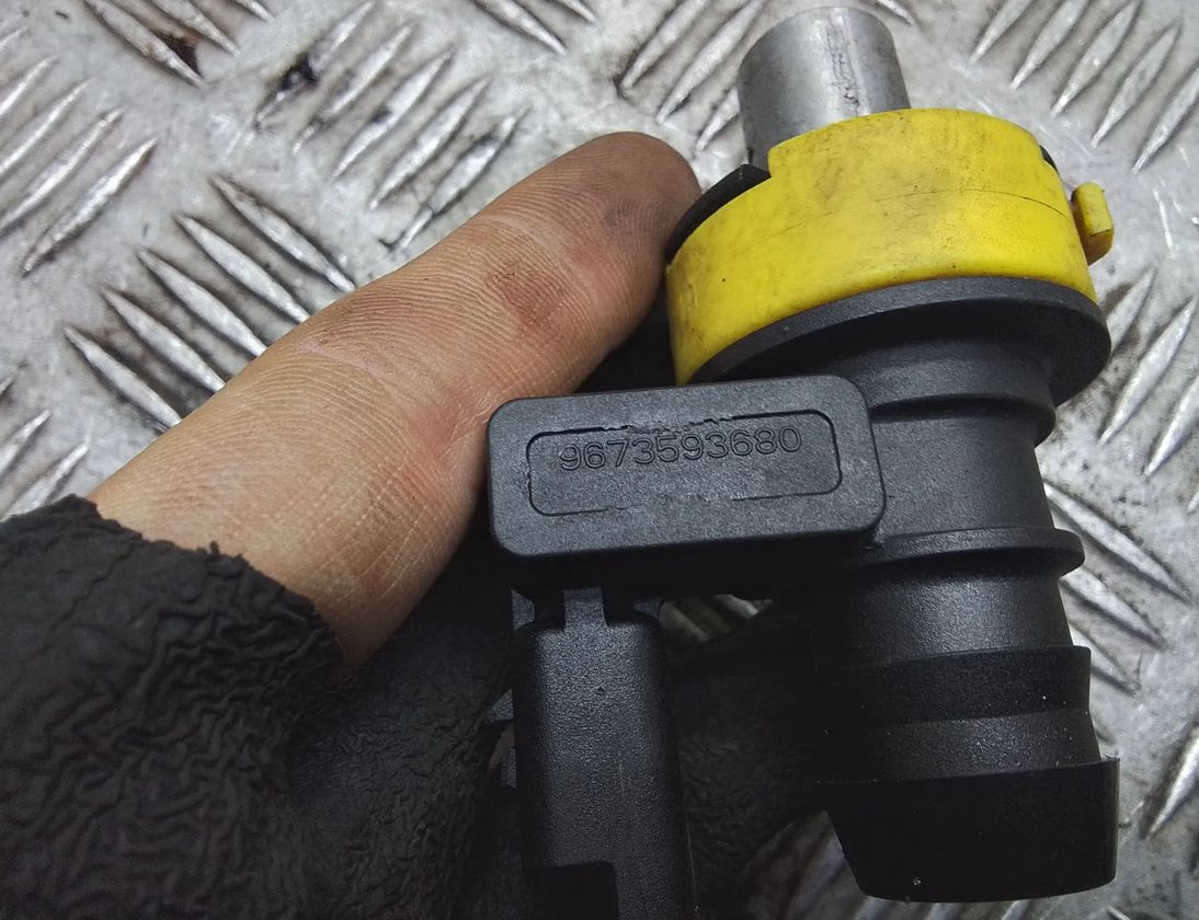 PEUGEOT 308 T7 (2007-2015) Датчик температури впускного повітря 9673593680 25271167