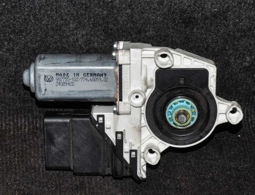 VOLKSWAGEN Golf 6 generation (2008-2015) Мотор керування вікном лівих задніх дверей 5K0959794 1135990