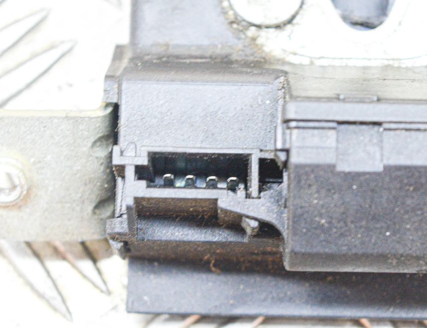 FIAT Bravo 2 generation (2007-2011) Замок крышки багажника 13957303