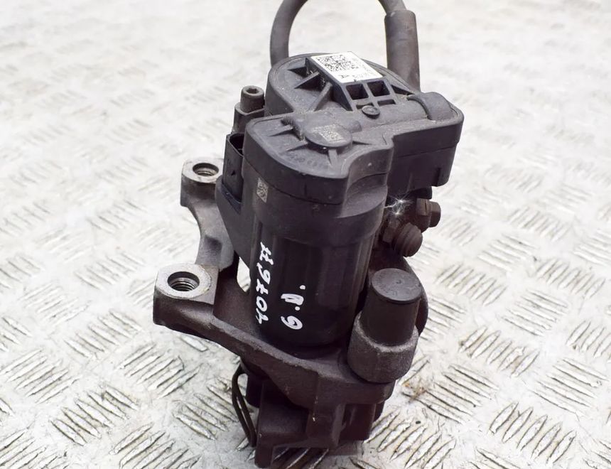 SKODA Octavia COMBI (2019-2024) задний правый суппорт 5R3615406A,5WA615424 20806290