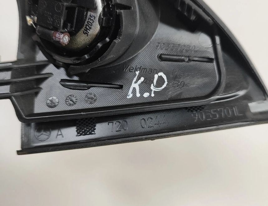 MERCEDES-BENZ S-Class W222/C217/A217 (2013-2020) Гучномовець передніх лівих дверей A2227200244 22829537