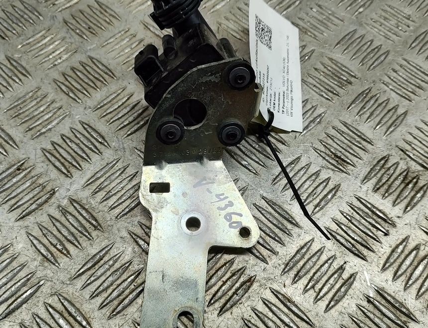 VOLVO XC40 1 generation (2017-2024) Циркуляційний водяний двигун 32324819 25027315