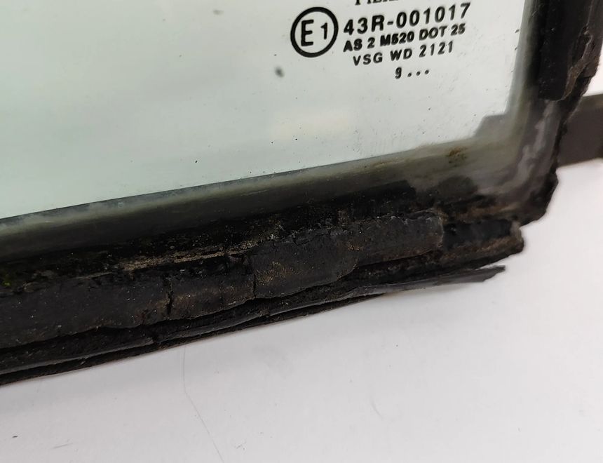 MERCEDES-BENZ S-Class W220 (1998-2005) Окно правой задней двери A2207300820 29012547