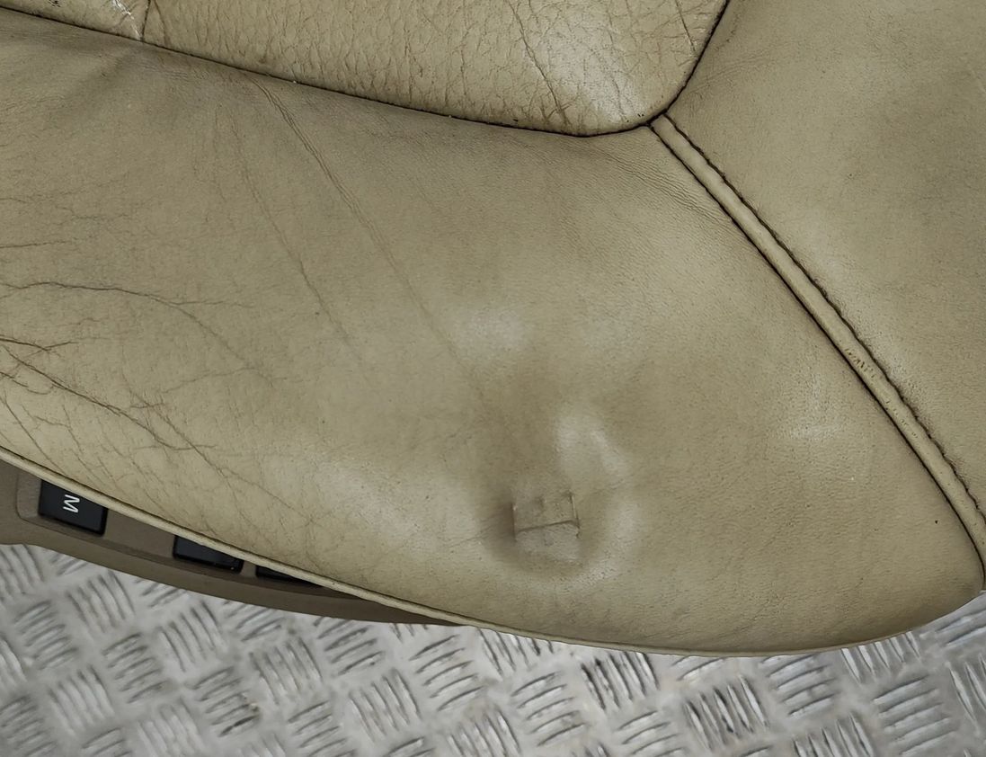 VOLVO V70 3 generation (2007-2020) Внутренние сиденья с комплектом дверных карт 1286391,30649479,30727492,1286390 29624332