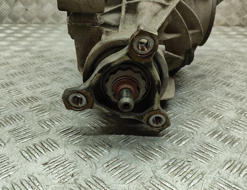 MERCEDES-BENZ E-Class W213/S213/C238/A238 (2016-2024) Задній диференціал A2133510008,A2133510005 30387642