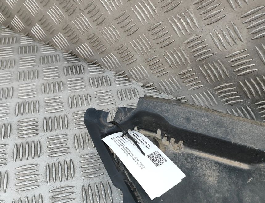 MERCEDES-BENZ C-Class W206 (2021-2023) Обшивка капота склоочисника A2068301200 30453653