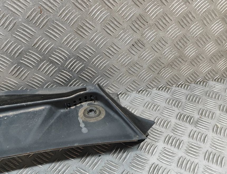 MERCEDES-BENZ C-Class W206 (2021-2023) Обшивка капота склоочисника A2068301200 30453653