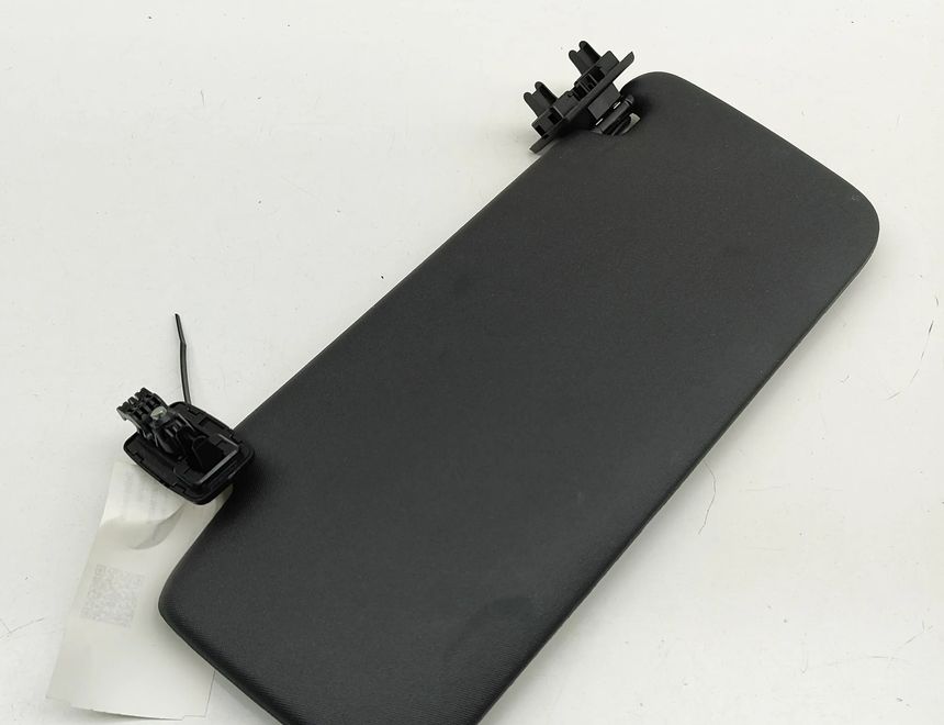 MERCEDES-BENZ GLC Coupe C253 (2016-2019) Правий сонцезахисний козирок A2058107404 31384399