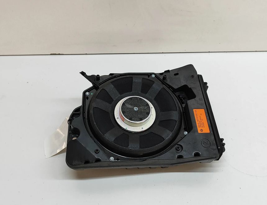 BMW 3 Series Gran Turismo F34 (2013-2017) Низкочастотний динамік правого боку 9210152 31620293