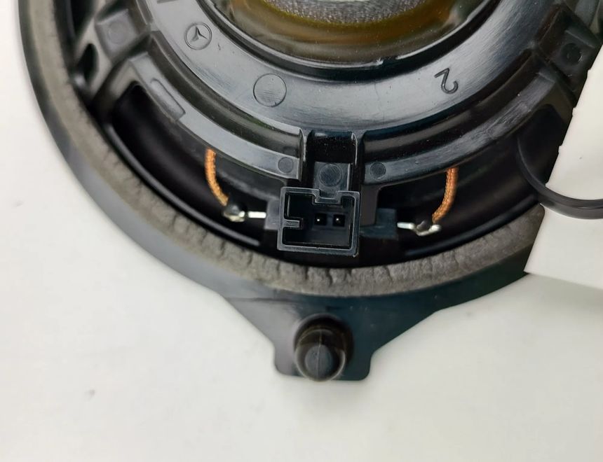 MERCEDES-BENZ GLC 253 (2015-2019) Динамік полиці посилок A2058200402 31640821